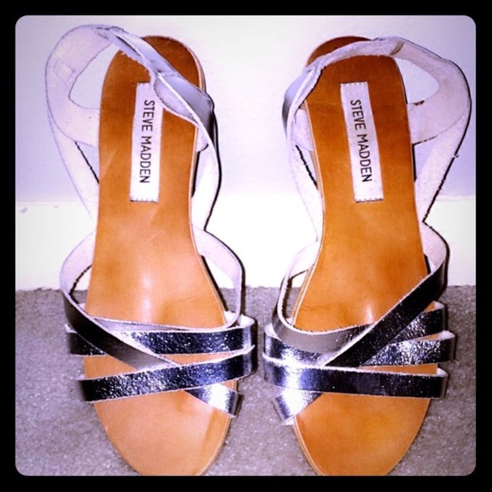 Steve Madden strappy silver women sandals